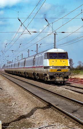 Mk4, DVT & Class 91, 91001  01 April 1992 Marholm 92_10A_TJR025-Enhanced
