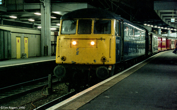 85011 04 Oct 1990 Euston 90_37_TJR033-Enhanced-SR