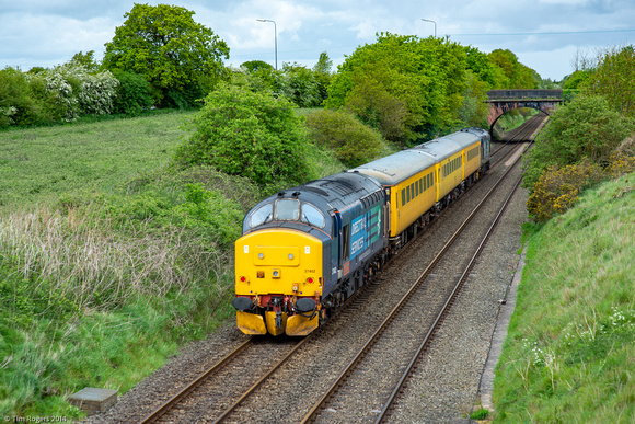 Class 37/4, 37409 Lord HintonClass 37/4, 37402 Stephen Middlemo