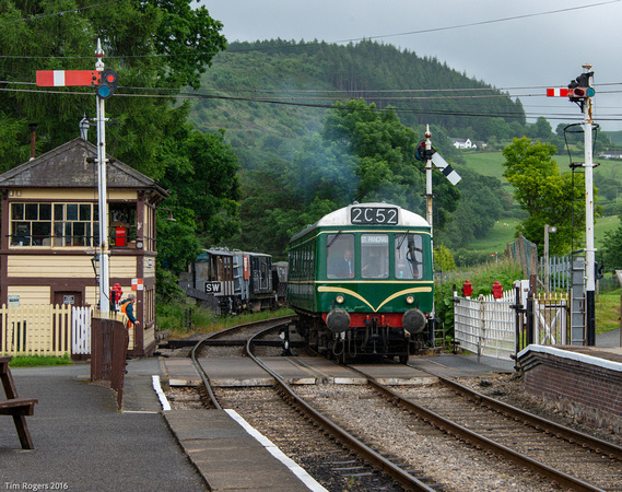 Class 127 & Class 108 12_June_16 Llangollen Railway_TJR266