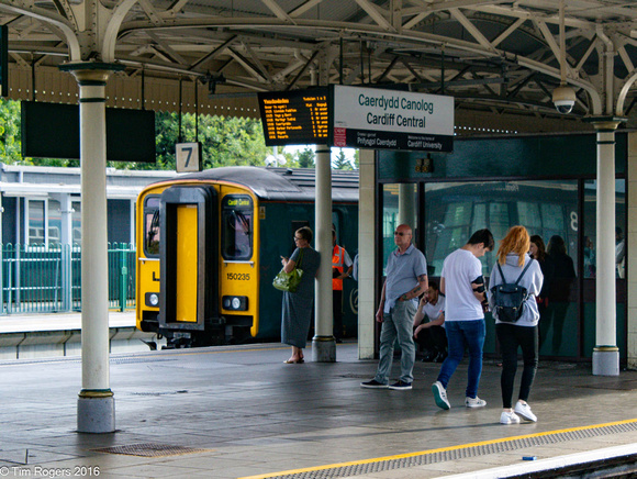 150235 14_July_16 Cardiff Central_TJR253