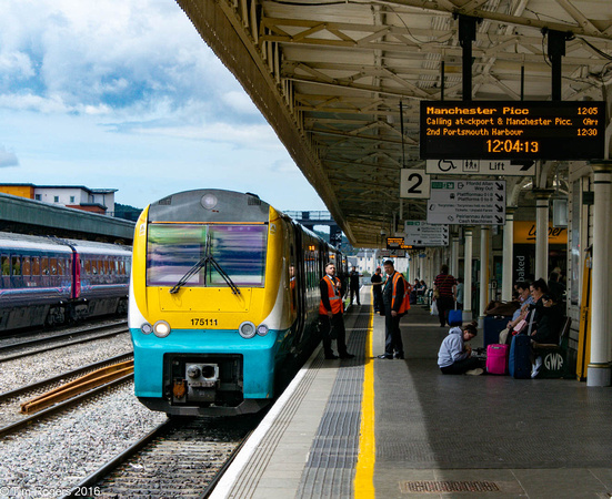 175111 14_July_16 Cardiff Central_TJR019
