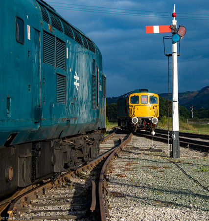 6940 & 33102 30_Sept_18 Llangollen Railway Diesel Gala TJR203