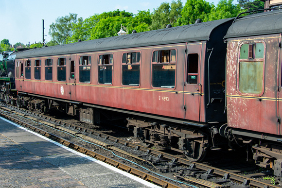 Mk1, TSO E4593 05_June_16 Severn Valley Railway_TJR364