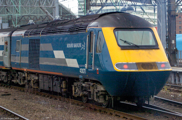 43071 19-11-03 Manchester Piccadilly TJR 736-Enhanced