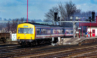 Class 101, L835 17 Feb 1992 Redhill 92_03A_TJR003-Enhanced