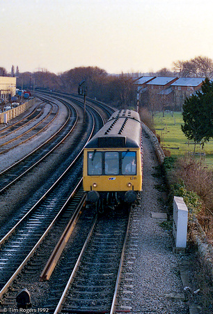 Class 117, L211 22 Jan 1992 Oxford 92_02A_TJR006-Enhanced