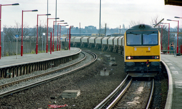 60094 06 March 1992 Hither Green 92_07A_TJR013-Enhanced