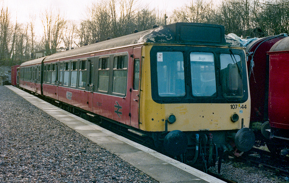 Class 107 15 Jan 1995 Shepherdswell 95_05A_TJR007-Enhanced