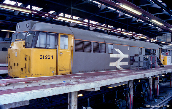 31234 09 Dec 1989 Stratford Depot 89_43_TJR013-Enhanced-SR