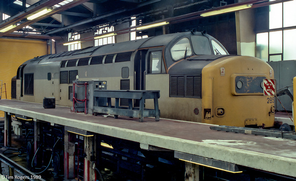 37285 09 Dec 1989 Stratford Depot 89_43_TJR014-Enhanced-SR