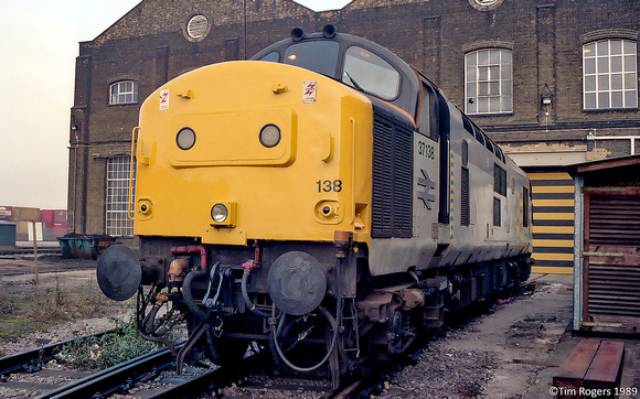 37138 09 Dec 1989 Stratford Depot 89_43_TJR032-Enhanced-SR