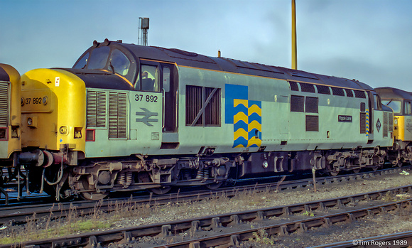 37892 09 Dec 1989 Stratford Depot 89_44_TJR003-Enhanced-SR