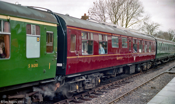 Mk1, RMB 1838 18 Dec 1993 Bluebell Railway 93_71A_TJR011